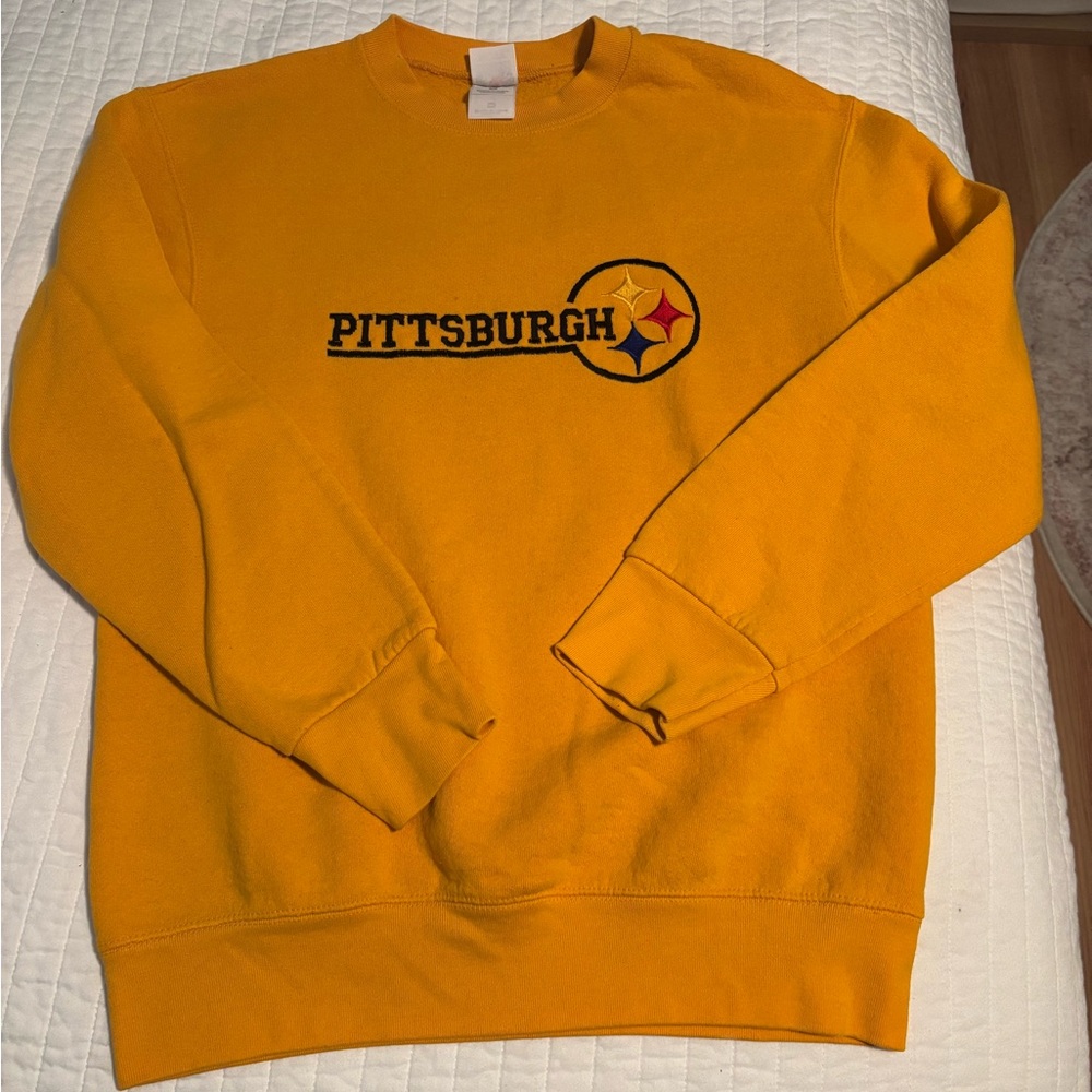 Vintage Pittsburgh Yellow Crewneck Embroidered Sweater